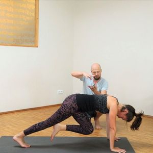 Core Yoga