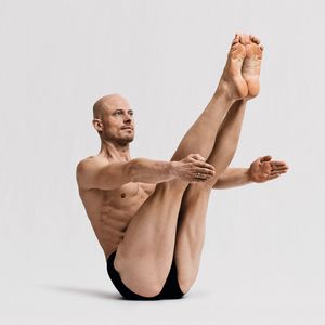 Navasana