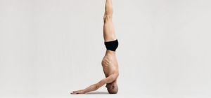 Mukta Hasta Shirshasana B