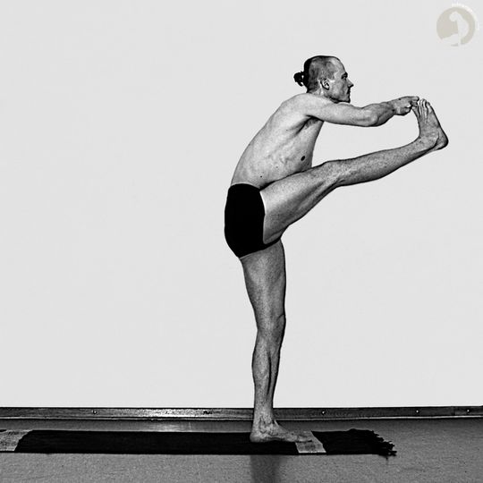 Utthita Hasta Padangushthasana